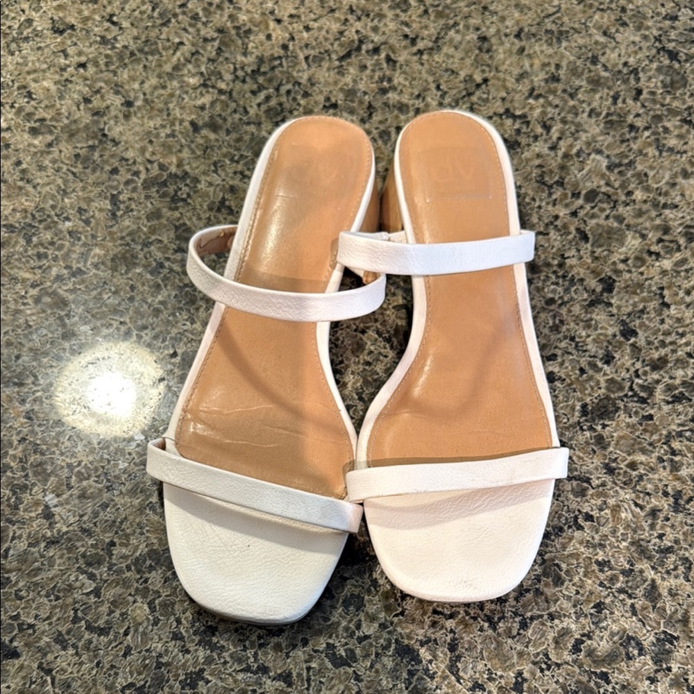 DV by Dolce Vita White and Tan Slide Sandals Minimalist Design